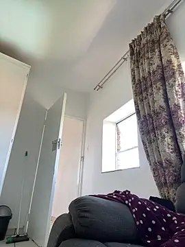 Snapshot of fitsexyman chatting on October 16, 11:18 am fitsexyman online show from October 16, 11:18 am