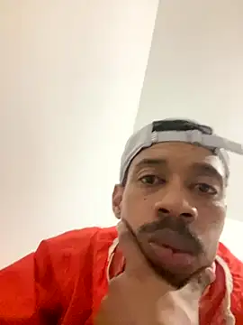 Snapshot of fitsexyman chatting on October 2, 7:29 pm fitsexyman online show from October 2, 7:29 pm