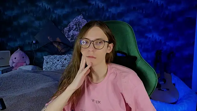 Snapshot of artass2 chatting on September 13, 2:40 pm artass2 online show from September 13, 2:40 pm