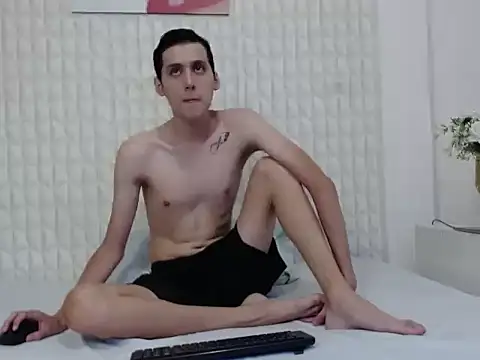 LuigiMarchetti online show from September 27, 7:45 pm