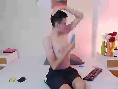 LuigiMarchetti online show from November 9, 8:02 pm