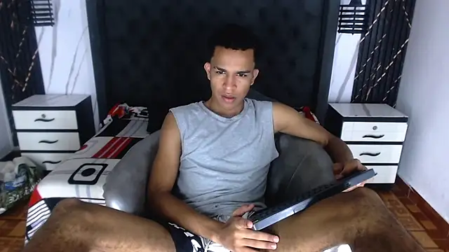 aston xvera online show from September 13, 3:40 am