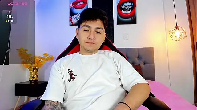 Snapshot of Nicolas_James_Sc chatting on September 12, 1:55 pm Nicolas James Sc online show from September 12, 1:55 pm