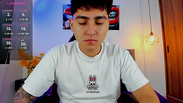 Snapshot of Nicolas_James_Sc chatting on September 17, 2:18 pm Nicolas James Sc online show from September 17, 2:18 pm