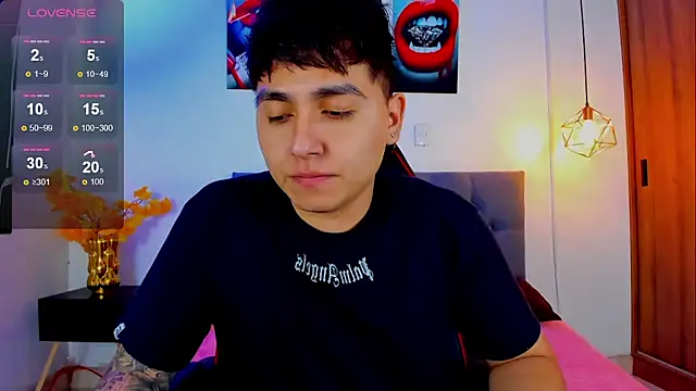 Nicolas James Sc online show from November 29, 2:52 pm