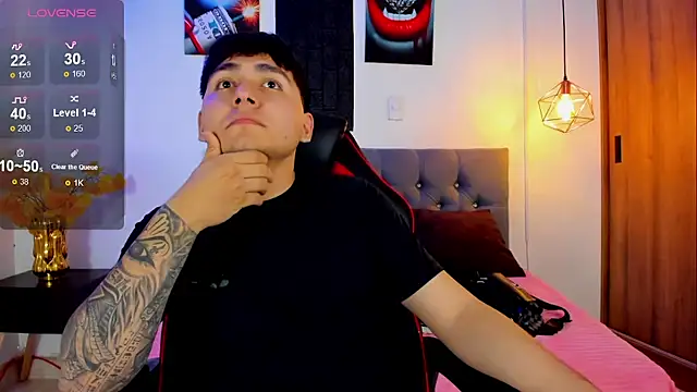 Snapshot of Nicolas_James_Sc chatting on September 25, 5:01 pm Nicolas James Sc online show from September 25, 5:01 pm