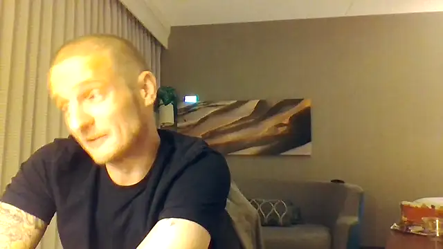 Snapshot of WWGD69 chatting on September 20, 5:18 am WWGD69 online show from September 20, 5:18 am