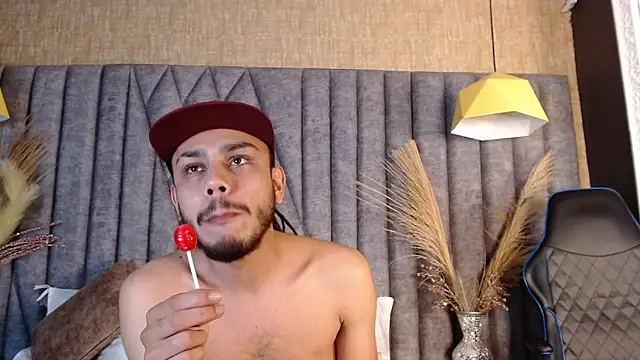 Boss Domiinator online show from October 7, 4:49 am