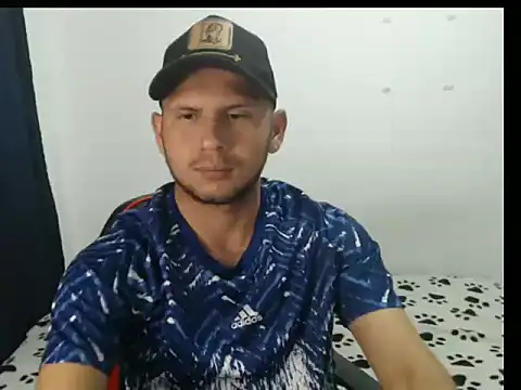 Snapshot of maik_135 chatting on October 26, 10:06 am maik 135 online show from October 26, 10:06 am