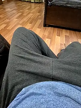 Snapshot of kkkk1882 chatting on October 13, 6:08 am kkkk1882 online show from October 13, 6:08 am