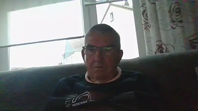 Oldmenhot66 online show from September 24, 4:16 pm