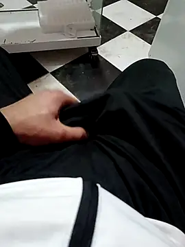 anis3g4 online show from December 1, 10:46 pm