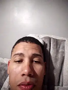 skiner222asd online show from April 15, 5:18 am