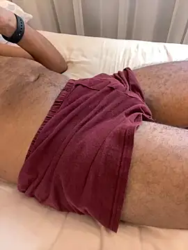 Snapshot of Hiuwee chatting on October 4, 12:21 pm Hiuwee online show from October 4, 12:21 pm