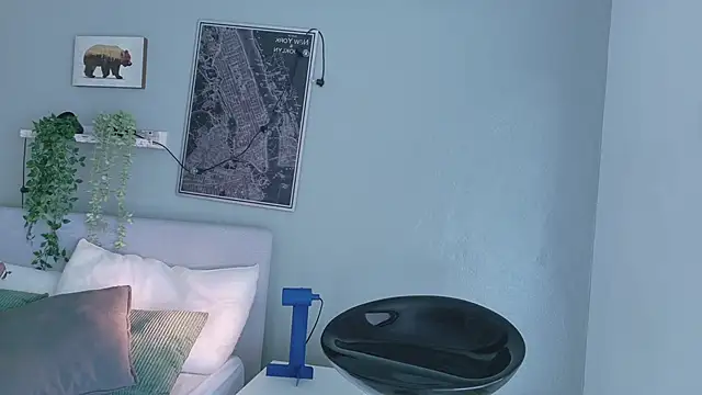 AAronBaker  online show from October 2, 7:29 pm