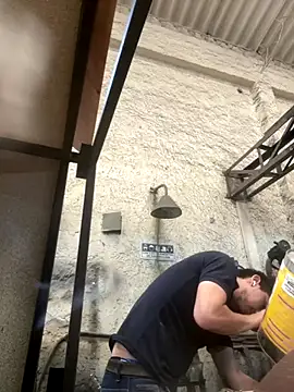 True Di online show from November 25, 4:42 pm