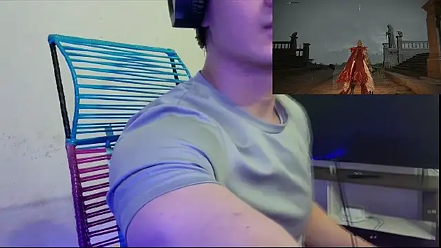 ErickWalton online show from November 15, 5:53 am