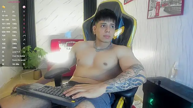 xKevyn online show from November 11, 12:54 pm