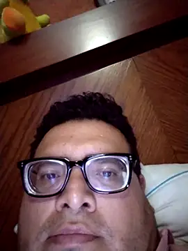 Santiagoqro85 online show from September 26, 5:38 am