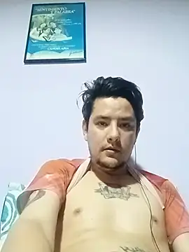 Snapshot of menchisxxx@xh chatting on September 15, 3:19 am menchisxxxxh online show from September 15, 3:19 am