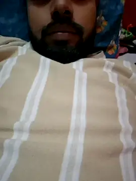 soniriyaa010101 online show from October 16, 9:17 am