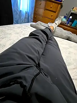 Snapshot of maxelbueno chatting on October 23, 10:24 pm maxelbueno online show from October 23, 10:24 pm