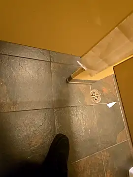 Snapshot of maxelbueno chatting on November 1, 8:35 pm maxelbueno online show from November 1, 8:35 pm