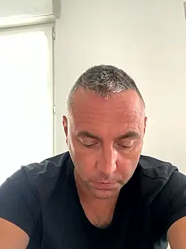 Marronglace1 online show from June 11, 1:09 pm