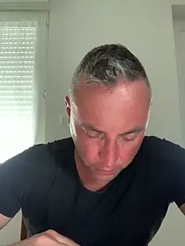 Marronglace1 online show from May 29, 1:43 pm