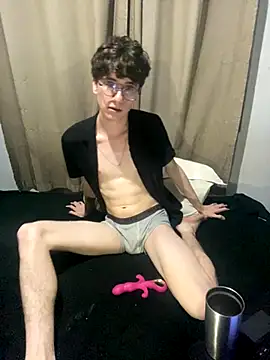 Snapshot of HeiRique chatting on September 17, 4:24 am HeiRique online show from September 17, 4:24 am