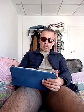 EmilioTaladdro online show from April 2, 1:41 pm