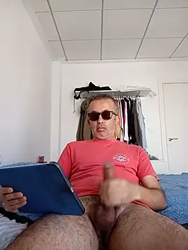 EmilioTaladdro online show from May 28, 11:19 am