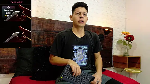 JhosuaVega online show from September 26, 2:20 am