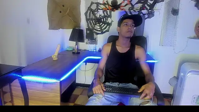 xxKamadevaxx online show from October 30, 12:28 pm