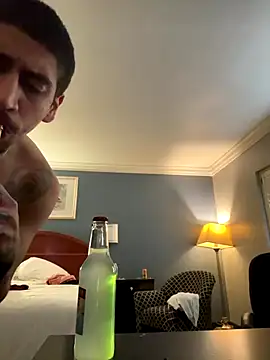 busnfatnutsLildee online show from January 6, 6:45 pm