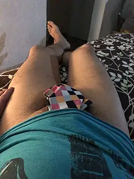 Snapshot of Jonpideme chatting on October 23, 9:18 pm Jonpideme online show from October 23, 9:18 pm