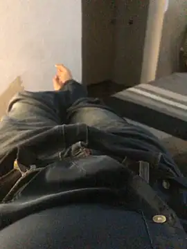 Snapshot of Jonpideme chatting on October 13, 11:00 pm Jonpideme online show from October 13, 11:00 pm