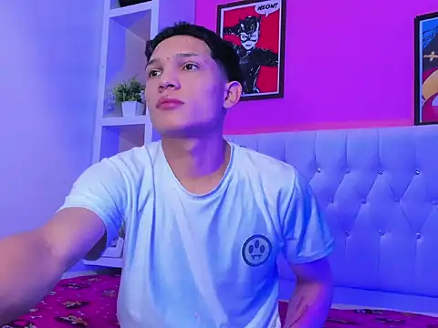 EL VENEZOLANO 22CM online show from September 17, 8:15 am