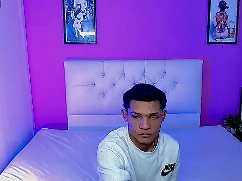 EL VENEZOLANO 22CM online show from September 22, 5:40 am