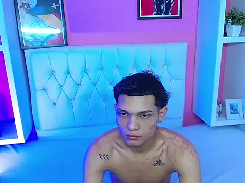 EL VENEZOLANO 22CM online show from September 21, 5:29 am