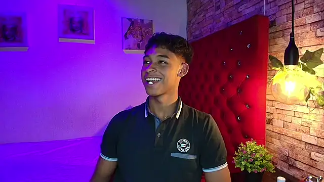 CoffeNaughty nom online show from November 12, 4:40 am