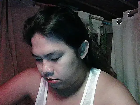 Huntrix2025 online show from December 3, 8:59 pm