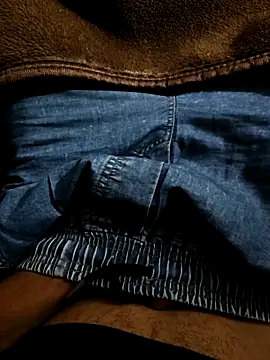 Snapshot of surendersingh123boy chatting on October 21, 3:42 am surendersingh123boy online show from October 21, 3:42 am