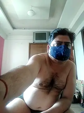 Snapshot of Love40777 chatting on October 1, 9:13 am Love40777 online show from October 1, 9:13 am