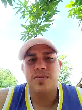 Snapshot of Alex_man23 chatting on October 28, 6:54 pm Alex man23 online show from October 28, 6:54 pm