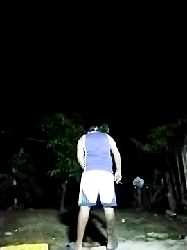 Snapshot of Alex_man23 chatting on October 31, 8:18 am Alex man23 online show from October 31, 8:18 am