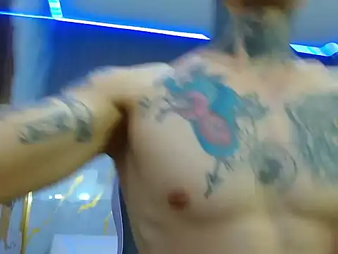 boy tatto777 online show from June 26, 3:31 am