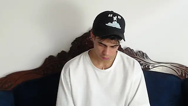 Snapshot of cody_pipper_ chatting on October 26, 2:52 pm cody pipper  online show from October 26, 2:52 pm