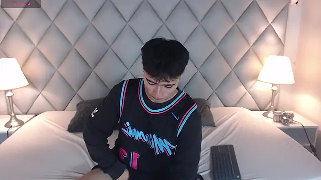 Clement Reyes online show from October 10, 1:16 pm