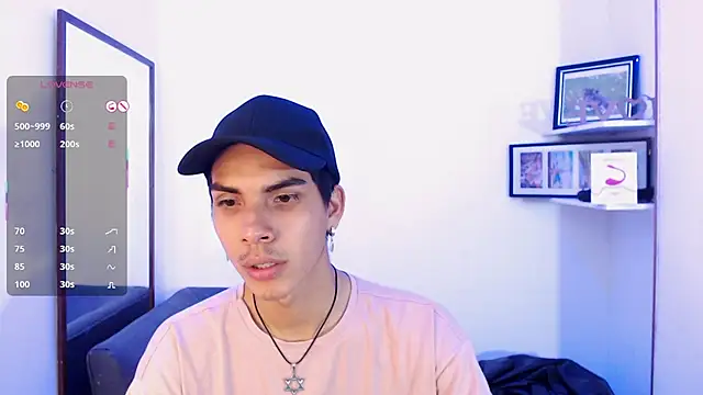 David 925  online show from November 30, 4:53 pm